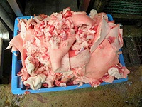  削がれた豚の脂