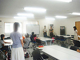「朝の会」の様子