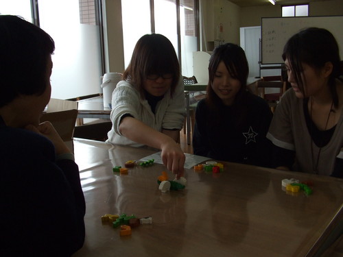 木製のテーブルゲームもいいね〜