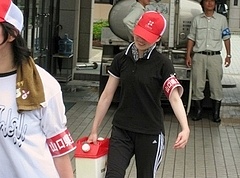 手で運搬