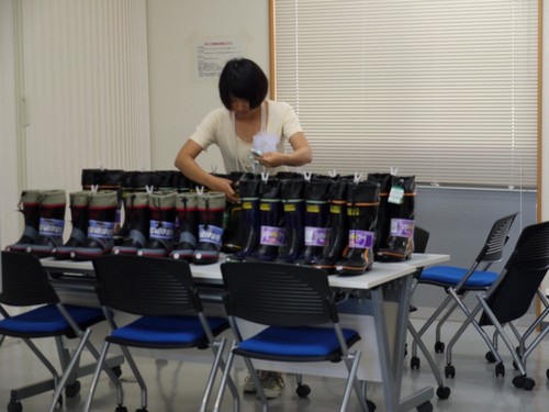 チェック中