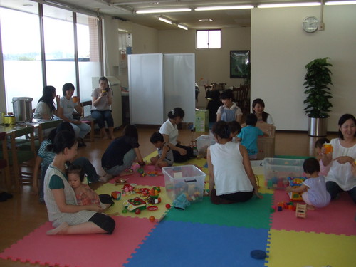 おしゃべりにも花が咲く