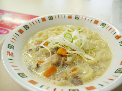 TFT限定メニューが食堂に登場！