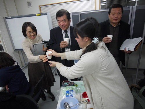 大好評でした～「県大ばたけ」特製の梅ジュース～