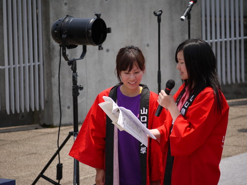 “ステージ”担当による司会進行