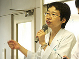 人見 英里　教授