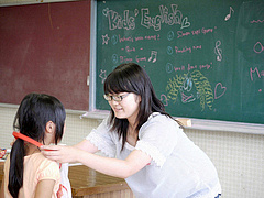 修了証授与「よくがんばりました」