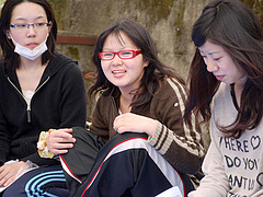 アイデアを語る学生