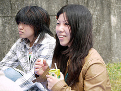 意見を出す学生