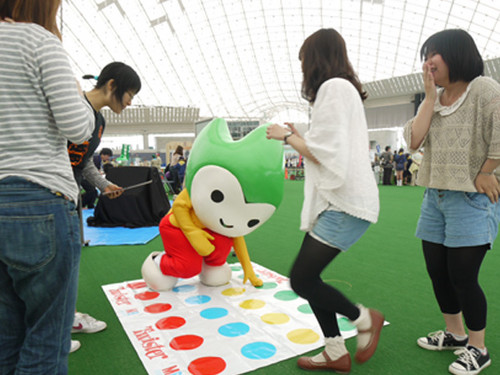 ちょるるもツイスターに挑戦！