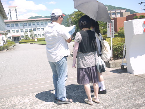 道案内中です！